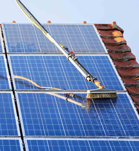 solar-panel-cleaning-480x520 Solar Panel Cleaning